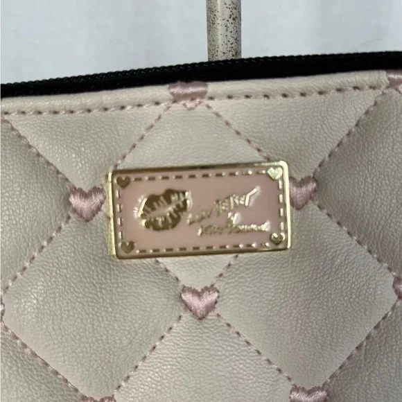 Betsey Johnson mini crossbody bag - Picture 4 of 9